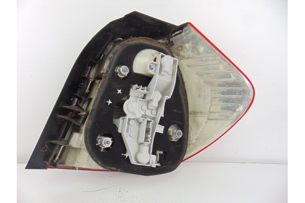 PILOTO TRASERO IZQUIERDO BMW SERIE 1 BERLINA (E81/E87)