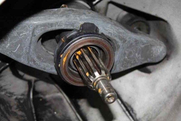 Caja cambios, BMW Serie 3 Berlina (E46) 316i 2001, Ajr usado 4