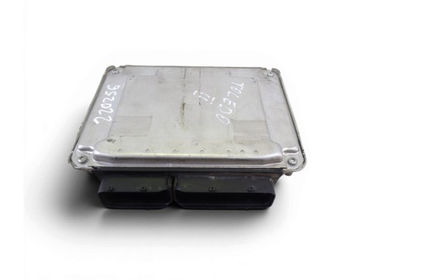 Centralita motor uce, Seat Toledo (1M2) Select 2004, 038906012JJ