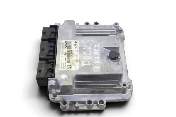 Centralita motor uce, Ford Focus Berlina (CB4) Trend 2009, 0281011701 usado 4