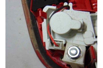 Piloto trasero izquierdo interior, Audi A3 Sportback (8PA) 1.9 TDI Attraction 2009, 8P4945093D