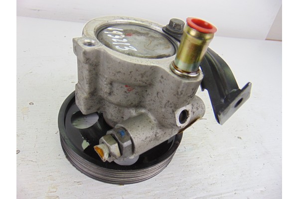 Bomba direccion, Mitsubishi Carisma Berlina 5 (DA0) 1900 DI-D Comfort 2003, 8200071050