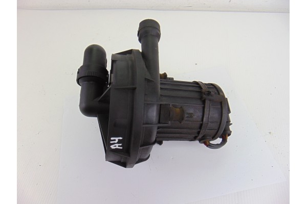 Valvula aire adicional, Audi A4 Berlina (B5) 2.4 2000, 8D0906613B