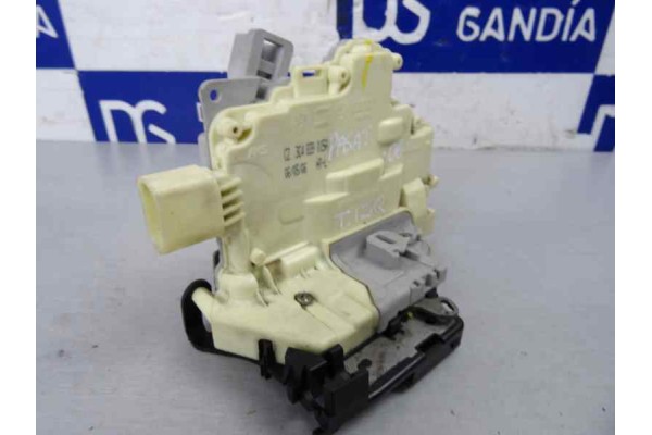 Cerradura puerta trasera izquierda, Volkswagen Passat Variant (3C5) Advance 2007, 3C4839015A
