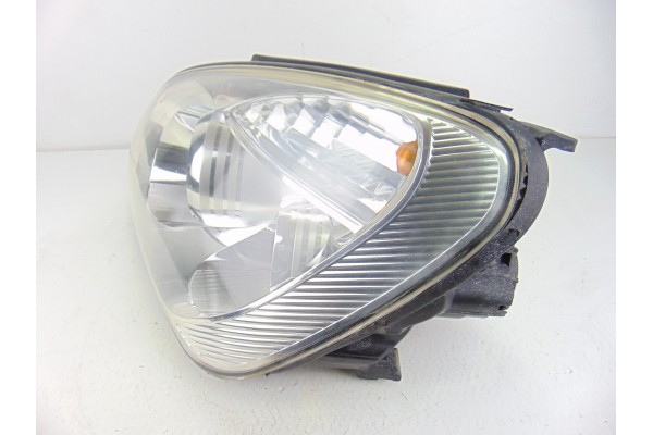  FARO IZQUIERDO KIA CARENS (UN) Active 2009 202708 KIA - 3