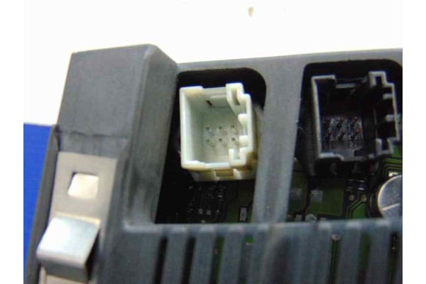 Mando climatizador, BMW Serie 3 Berlina (E46) 320d 1998, 8382446 usado 5