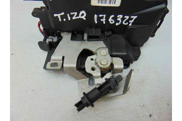 Cerradura puerta trasera izquierda, Audi A4 Avant (8E) 2.5 TDI (120kW) 2003, 8E0839015C
