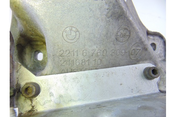 Soporte motor, BMW Serie 1 Berlina (E81/E87) 120d 2008, 6760309 usado 5