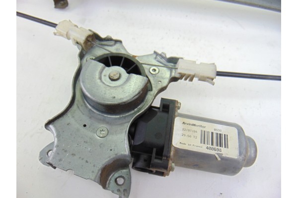 Elevalunas delantero derecho, Nissan Almera Tino (V10M) Acenta 2004