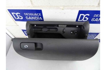 Guantera, Volkswagen Golf Plus V (5M1) Highline 2006