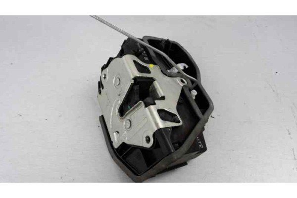 Cerradura puerta trasera derecha, BMW Serie 5 Berlina (E60) 520i 2003, 7 Pins usado 5