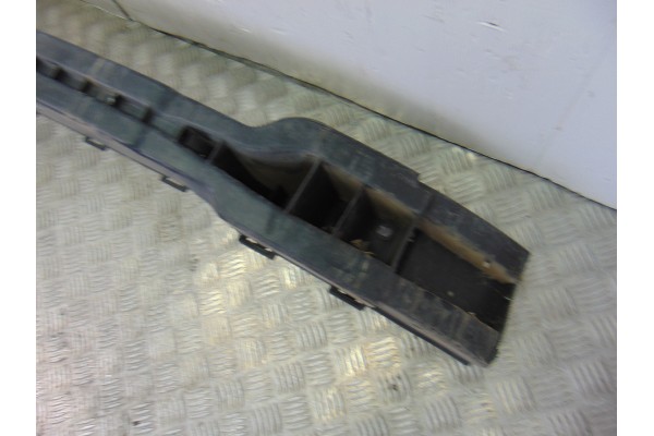 Refuerzo paragolpes delantero, Citroen Berlingo 1.9 D 600 Furg. 2006 usado 5