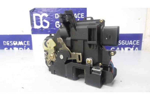 Cerradura puerta delantera izquierda, Audi A4 Berlina (8E) 1.9 TDI (96kW) 2003, 4B1837015G