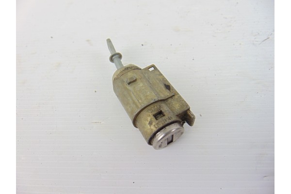 Antirrobo / llave contacto, Audi A6 Berlina (4B2) 2.8 Quattro 2000, 4B0905851B