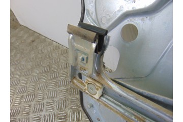 Elevalunas delantero derecho, Ford Focus Berlina (CB4) Trend 2009