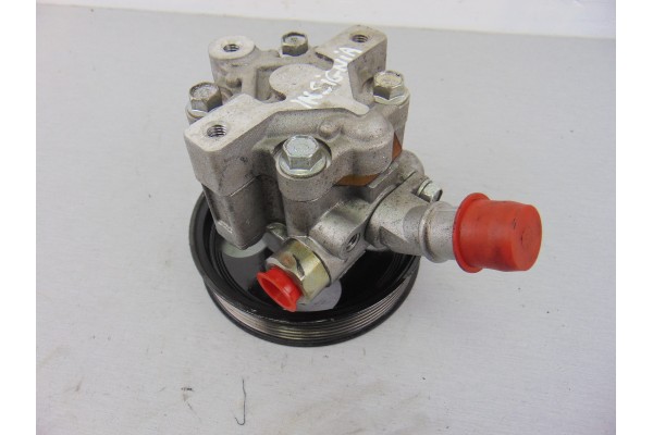 Bomba direccion, Opel Insignia Berlina Cosmo 2010 usado 5