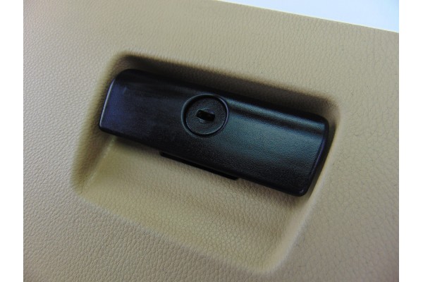 Guantera, BMW Serie 3 Touring (E91) 320d 2006, 7075479 usado 5