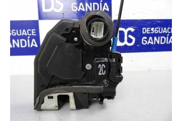 Cerradura puerta trasera izquierda, Toyota Auris (E15) Sol 2007