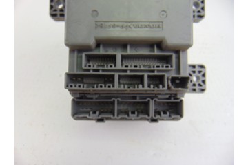 Caja reles / fusibles, Honda Civic 5 Puertas (Fk) 1.8 Comfort 2011, 37832LN