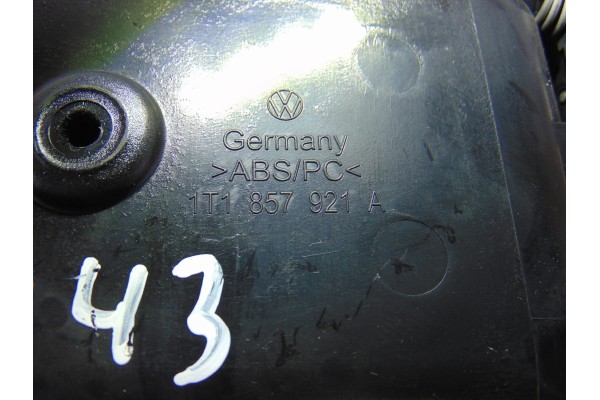 Guantera, Volkswagen Touran (1T1) Trendline 2004, 1T1857291B