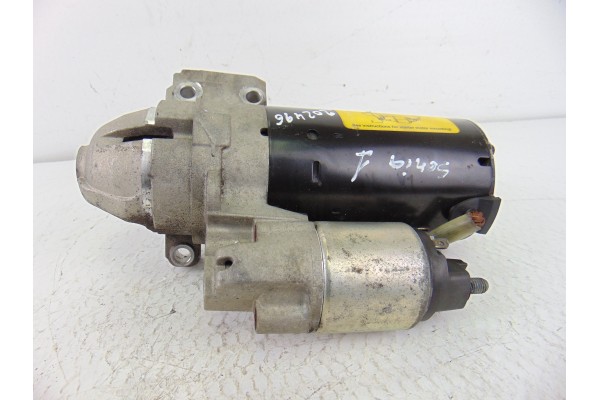 Motor arranque, BMW Serie 1 Berlina (E81/E87) 118d 2007, 7823700 usado 5