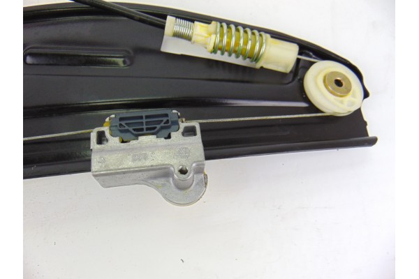 Elevalunas trasero izquierdo, BMW Serie 7 (E65/E66) 740d 2007, 7024813E usado 5