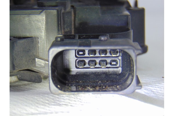 Cerradura puerta trasera derecha, Opel Corsa D Cosmo 2009, 13258267 usado 5