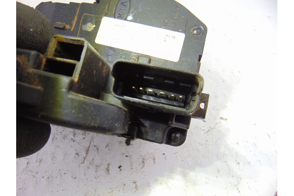 Cerradura puerta delantera izquierda, Hyundai Santa Fe (Cm) 2.2 CRDi Comfort 4X4 2006, 81310-2B020