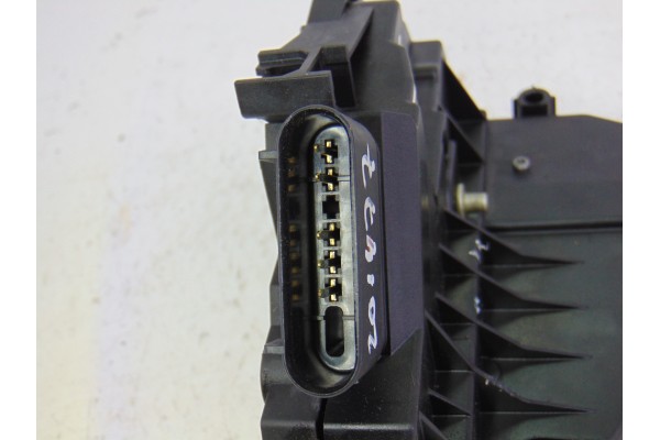 Cerradura puerta delantera izquierda, Ford Focus Berlina (CB8) Trend 2011, BM5A-A21813-AB