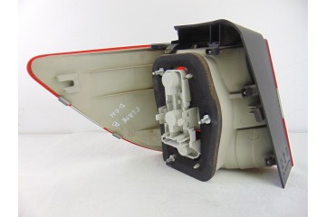 A1698202664 PILOTO TRASERO DERECHO MERCEDES-BENZ CLASE B (BM 245)