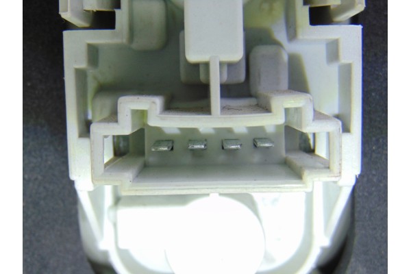 A1698202664 PILOTO TRASERO DERECHO MERCEDES-BENZ CLASE B (BM 245)