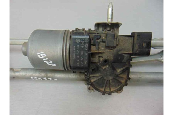 Motor limpia delantero, Seat Ibiza St (6J8) Reference 2014, 6R1955119A usado 5