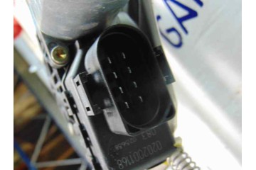 Elevalunas delantero derecho, Audi A6 Avant (4B5) 2.7 T Quattro 2001, 4B0837398
