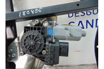 Elevalunas trasero izquierdo, Audi A6 Avant (4B5) 2.7 T Quattro 2001, 4B0839397B