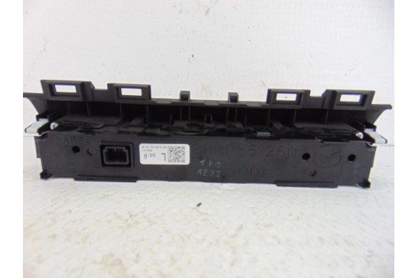Pantalla multifuncion, Mazda 3 Berlina / Sedán (Bm/bn) Luxury 2014, BHR1A0601017