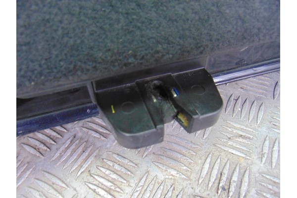 Porton trasero, Opel Astra H Berlina Sport 2005 usado 5