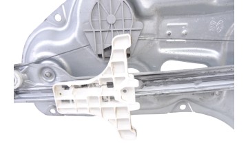Elevalunas trasero derecho, Hyundai IX35 (El/lm) Style 2WD 2015, 814202Y010