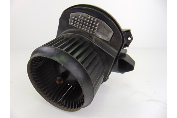 Motor calefaccion, Mercedes-benz Clase Cla (Bm 117) CLA 220 CDI 4Matic (117.305) 2015, A2469061601