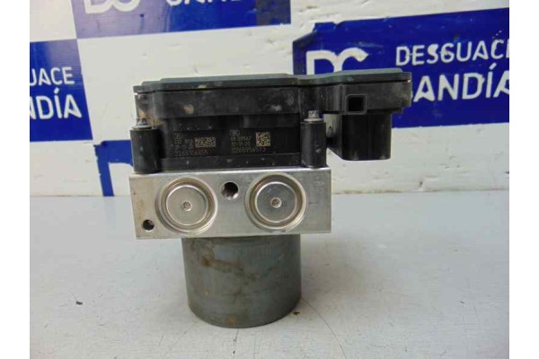 ABS, Opel Astra K Berlina 5P Dynamic 2018, 39120571 usado 5