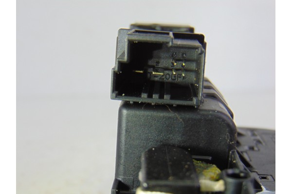 Cerradura maletero / porton, BMW Serie 3 Touring (F31) 318d 2014, 51244817123 usado 5