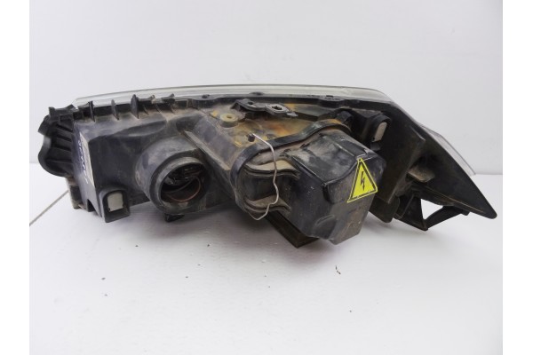 Faro derecho, Renault Megane Ii Berlina 5P Confort Authentique 2003, 8200073226F