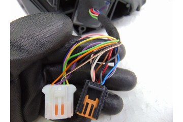 Retrovisor izquierdo