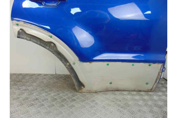Puerta trasera derecha, Mitsubishi Montero (V60/V70) 3.2 DI-D Avance (5-ptas.) 2000