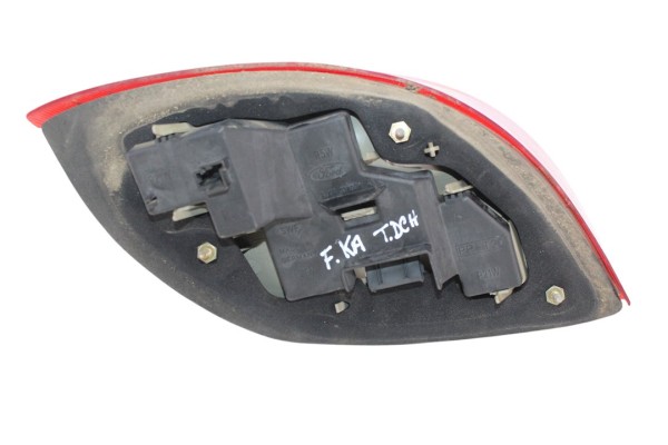 Piloto trasero derecho, Ford Ka (Ccq) Básico 1999