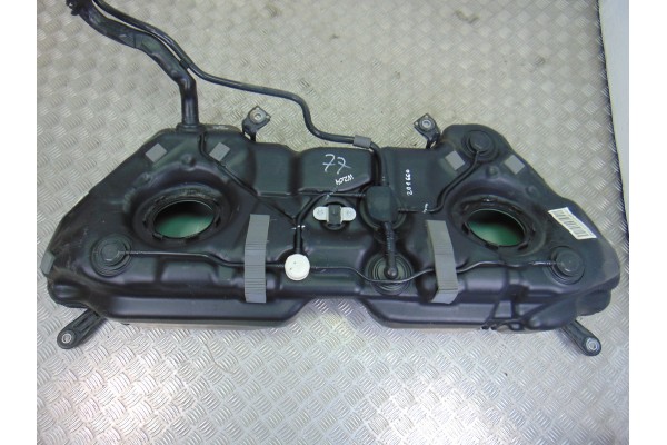 Deposito combustible, Mercedes-benz Clase C (Bm 204) Berlina C 180 Kompressor (204.046) 2008