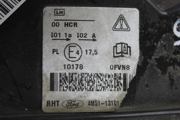Faro izquierdo, Ford Focus Berlina (Cap) Trend 2005
