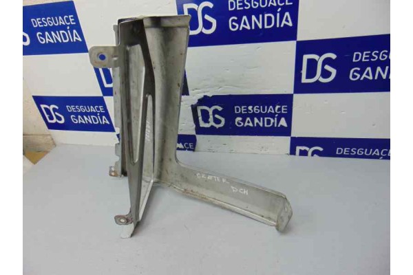 Molduras delanteras, Volkswagen Crafter Furgón (2E) Caja cerrada 35, batalla larga con techo super alto 2007