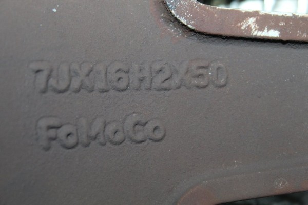 Llanta, Ford Focus Berlina (CB8) Trend 2011