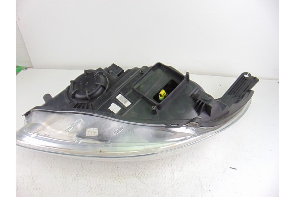 Faro derecho, CM58-13D154-BA