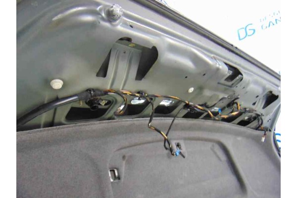 Tapa maletero, BMW Serie 7 (E65/E66) 730d 2008 usado 5